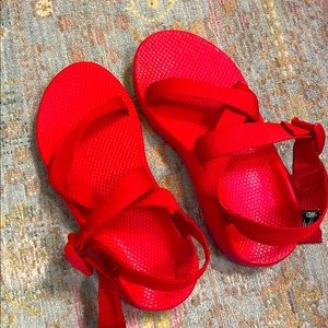 Red chacos z cloud